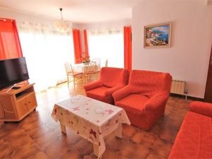 22389771-Ferienwohnung-4-Calp-300x225-2