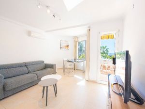 23544975-Ferienwohnung-3-Calp-300x225-3