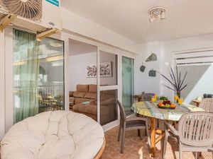 23544980-Ferienwohnung-5-Calp-300x225-2