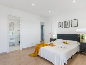 23543327-Ferienwohnung-6-Calp-300x225-1