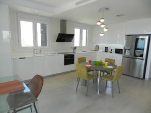 24015889-Ferienwohnung-4-Calp-300x225-5