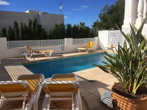 23939152-Ferienwohnung-4-Calp-300x225-0