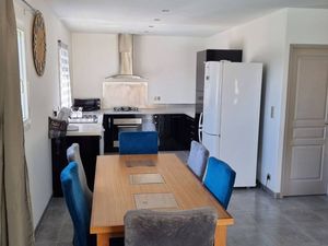 23964527-Ferienwohnung-6-Calvi-300x225-3