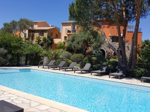 23847052-Ferienwohnung-2-Calvi-300x225-0