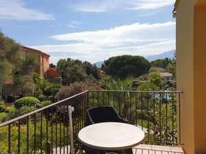 23847372-Ferienwohnung-2-Calvi-300x225-1