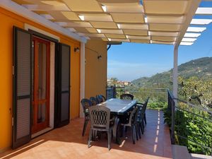 23557748-Ferienwohnung-6-Camaiore-300x225-2