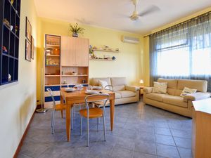 24004160-Ferienwohnung-4-Camaiore-300x225-1