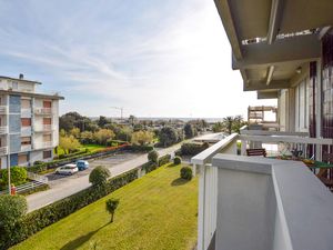 24004160-Ferienwohnung-4-Camaiore-300x225-4