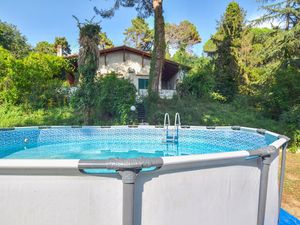 24046032-Ferienwohnung-8-Camaiore-300x225-0