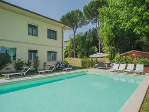 Ferienwohnung für 7 Personen (100 m²) in Camaiore