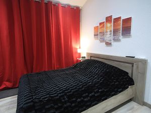 22449299-Ferienwohnung-2-Camaret-sur-Aigues-300x225-1