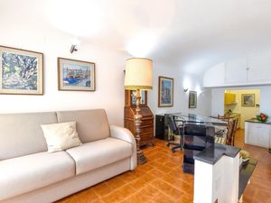 24001680-Ferienwohnung-2-Camogli-300x225-1