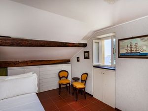 24018652-Ferienwohnung-3-Camogli-300x225-5