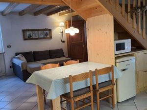 22232629-Ferienwohnung-5-Campitello Di Fassa-300x225-5