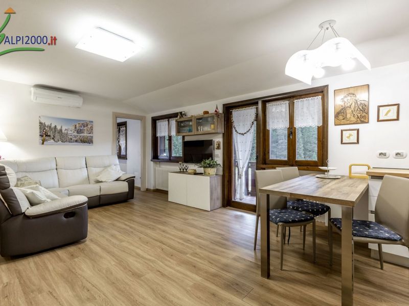 22233983-Ferienwohnung-4-Campitello Di Fassa-800x600-1