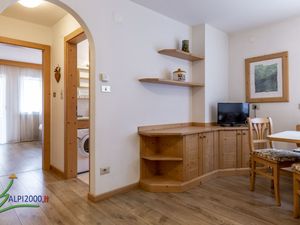 22232145-Ferienwohnung-4-Campitello Di Fassa-300x225-5