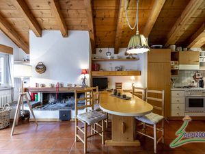 22232115-Ferienwohnung-6-Campitello Di Fassa-300x225-2