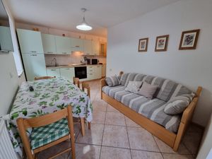 22232413-Ferienwohnung-4-Campitello Di Fassa-300x225-5