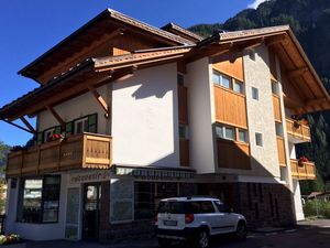 22232585-Ferienwohnung-2-Campitello Di Fassa-300x225-4