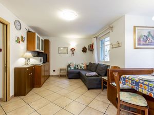 23013543-Ferienwohnung-6-Campitello Di Fassa-300x225-2