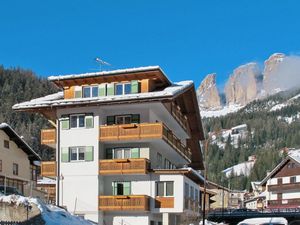 23664032-Ferienwohnung-4-Campitello Di Fassa-300x225-1