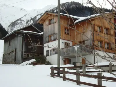 Ferienwohnung für 9 Personen in Camuns 1/10