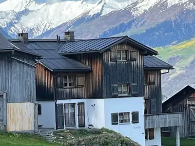 Ferienwohnung für 9 Personen in Camuns 8/10