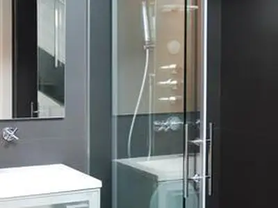 Badezimmer im ersten Stock