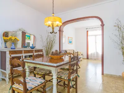 DiningRoom
