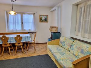 22260479-Ferienwohnung-4-Canazei-300x225-5