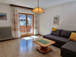 Ferienwohnung für 6 Personen (87 m²) in Canazei