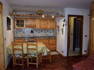 23574236-Ferienwohnung-4-Canazei-300x225-2