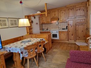 23691657-Ferienwohnung-4-Canazei-300x225-2