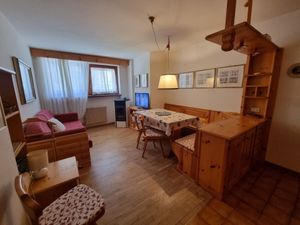 23691657-Ferienwohnung-4-Canazei-300x225-4