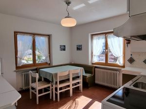 23505145-Ferienwohnung-6-Canazei-300x225-5