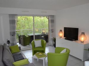 19209489-Ferienwohnung-4-Cannes-300x225-1