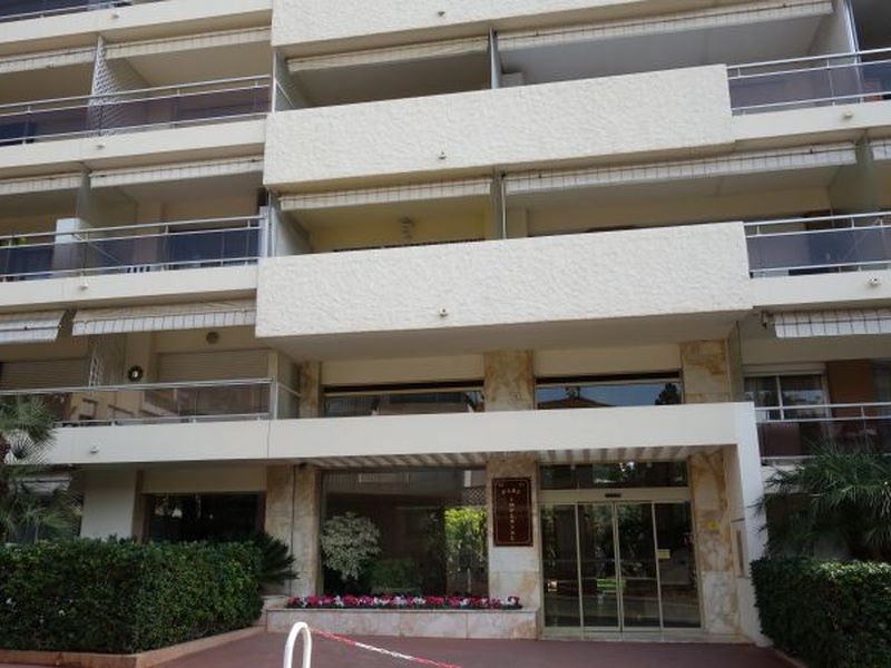 21941129-Ferienwohnung-4-Cannes-800x600-2