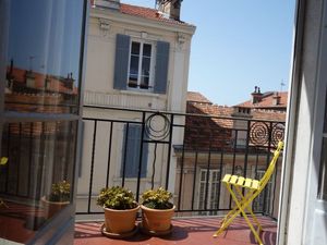 22312485-Ferienwohnung-4-Cannes-300x225-5