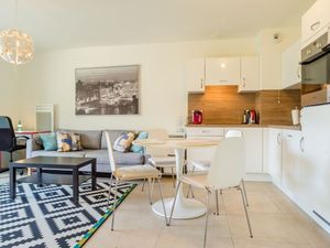 23092185-Ferienwohnung-2-Cannes-300x225-0