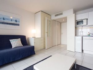 23309242-Ferienwohnung-3-Cannes-300x225-2