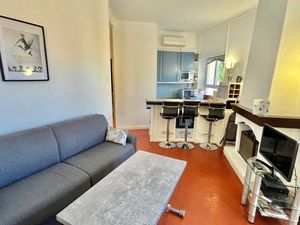 23430526-Ferienwohnung-4-Cannes-300x225-0