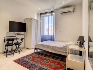 23529029-Ferienwohnung-2-Cannes-300x225-2