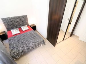 23545068-Ferienwohnung-4-Cannes-300x225-3