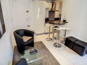 23545066-Ferienwohnung-2-Cannes-300x225-5