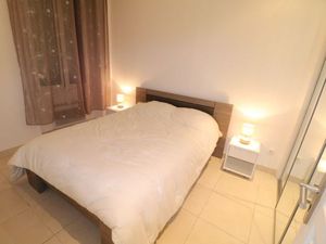 23545080-Ferienwohnung-2-Cannes-300x225-5