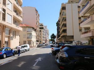 23545069-Ferienwohnung-4-Cannes-300x225-3