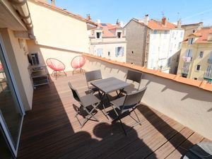 23545071-Ferienwohnung-2-Cannes-300x225-0