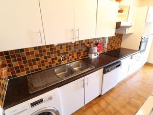 23545081-Ferienwohnung-4-Cannes-300x225-4