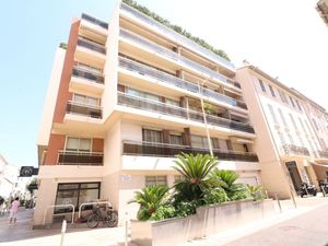 23545076-Ferienwohnung-6-Cannes-300x225-1