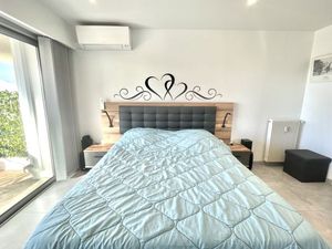 23552089-Ferienwohnung-4-Cannes-300x225-1